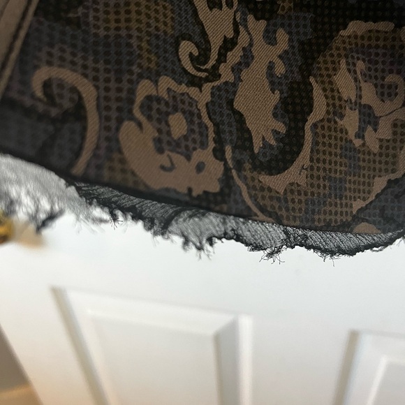 Tahari Gray Patterned Skirt - Picture 2 of 5